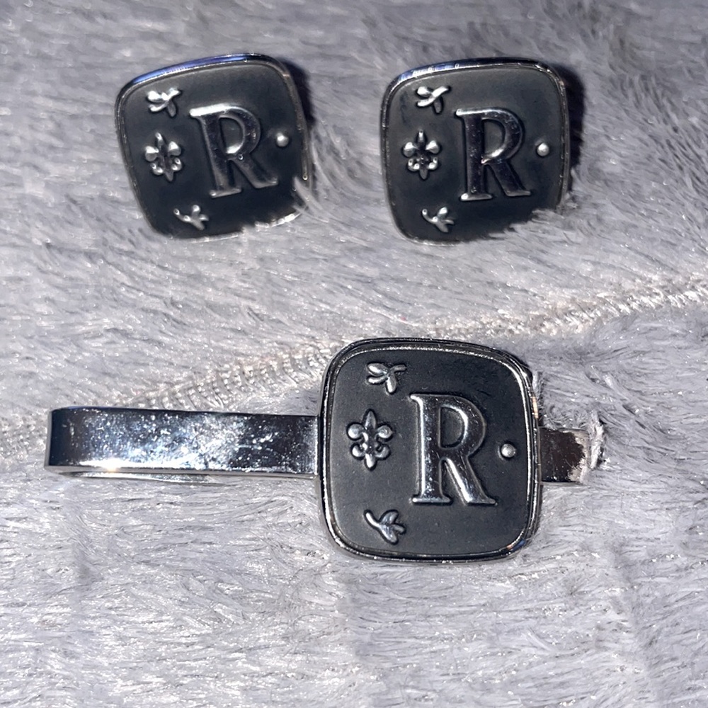Letter R vintage cuff links and tie clip set